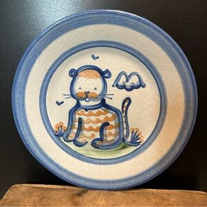MA Hadley Country Scene Cat Luncheon Plate 9 inches